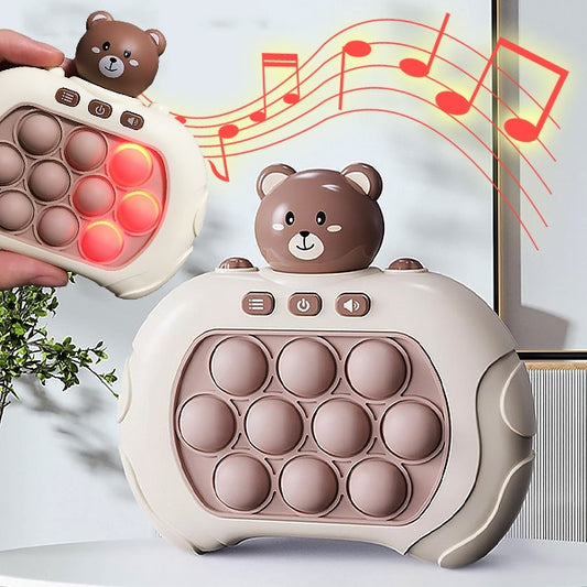 Zoomy Bear - interaktivní hračka pro rychlé prsty a bystré myšlení